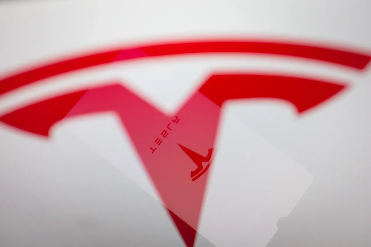 Tesla Strikes $4.3B Battery Supply Deal With LG Energy For Storage Push: Report